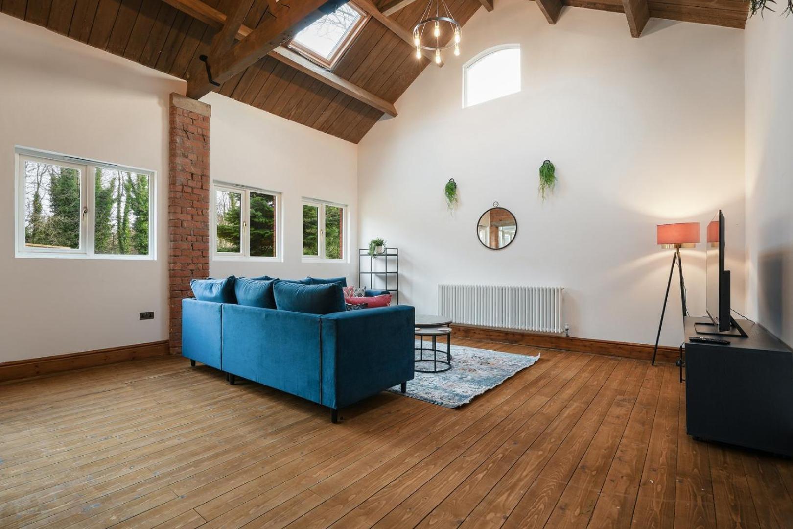 Victorian Retreat In Liverpool Knowsley Exterior photo